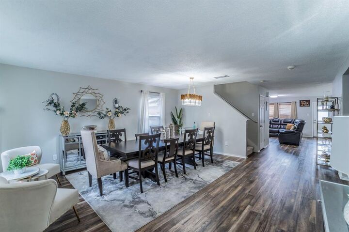 Photo de la propriété:  105 Forest Park Lane  TX 75164 