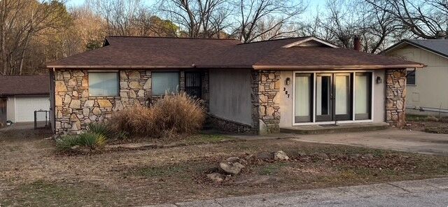 Property Photo:  307 Prestonwood Street  AR 72601 