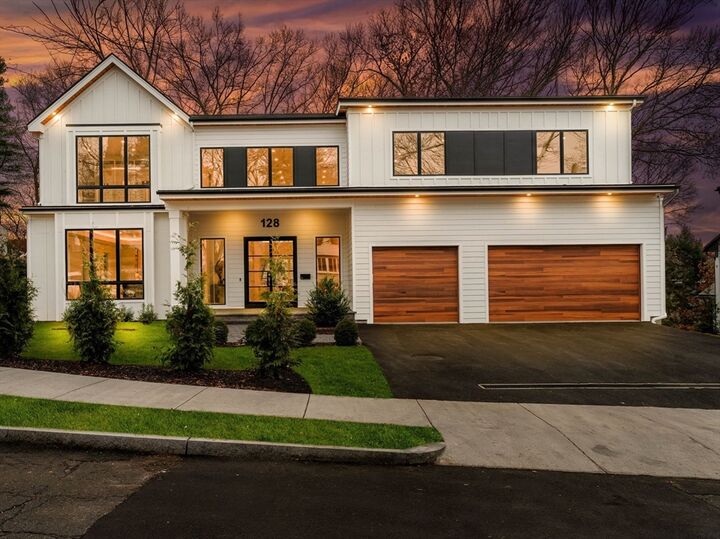 128 Charlemont  Newton MA 02461 photo