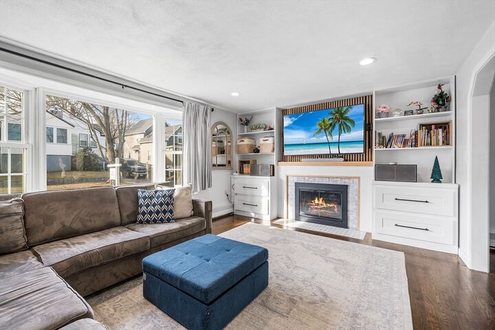 26 Berlin Ave  Milton MA 02186 photo