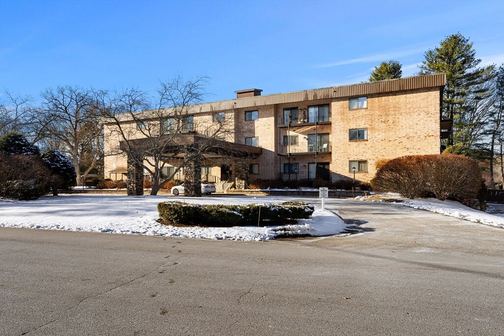 Property Photo: 181 Littleton Rd 134 MA 01824