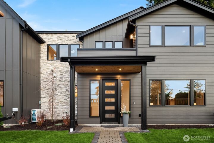 Property Photo: 5916 108th Avenue NE WA 98033