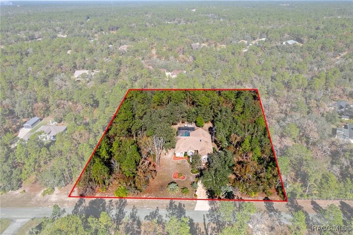 Property Photo:  3135 N Buckhorn Drive  FL 34465 