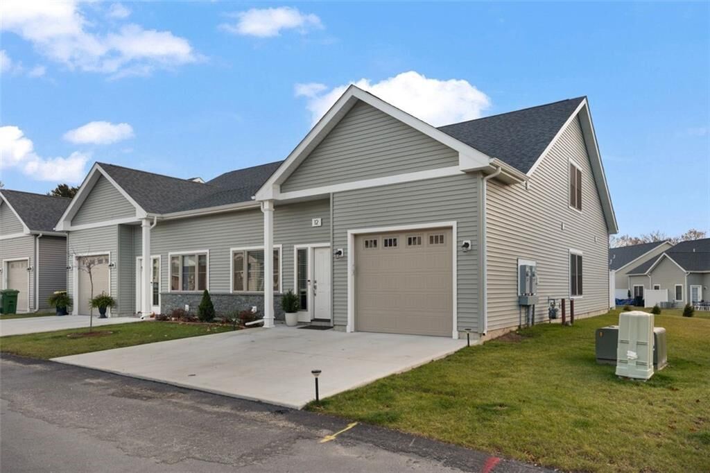 Property Photo: 12 West Valley Circle RI 02893