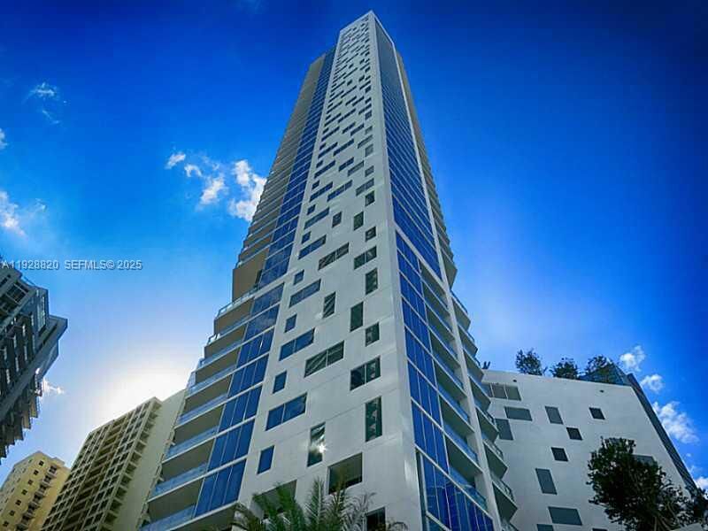 Property Photo: 1300 Brickell Bay Dr 1100 FL 33131