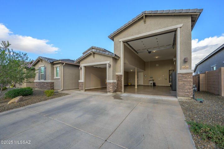 Property Photo:  12520 N Appling Avenue  AZ 85653 