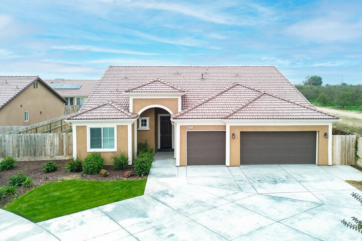 3445 N Atwood Court  Visalia CA 93291 photo