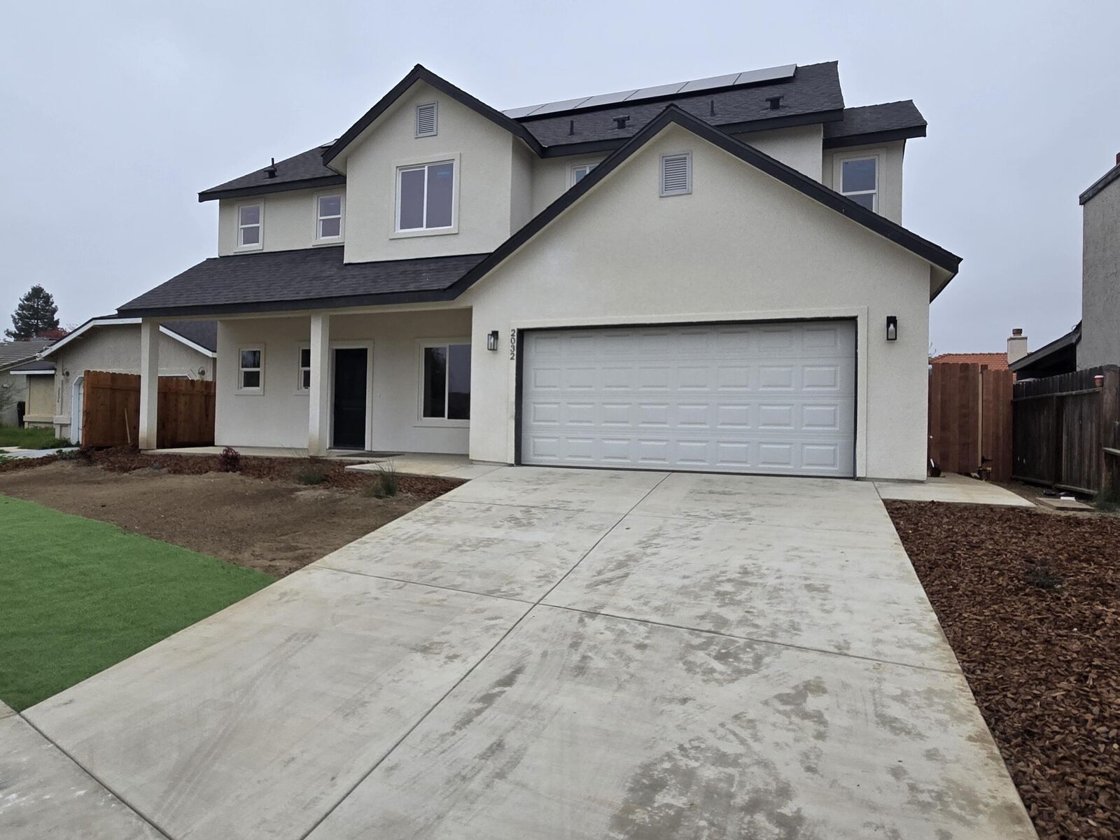 Property Photo: 2032 E Pershing Avenue CA 93292