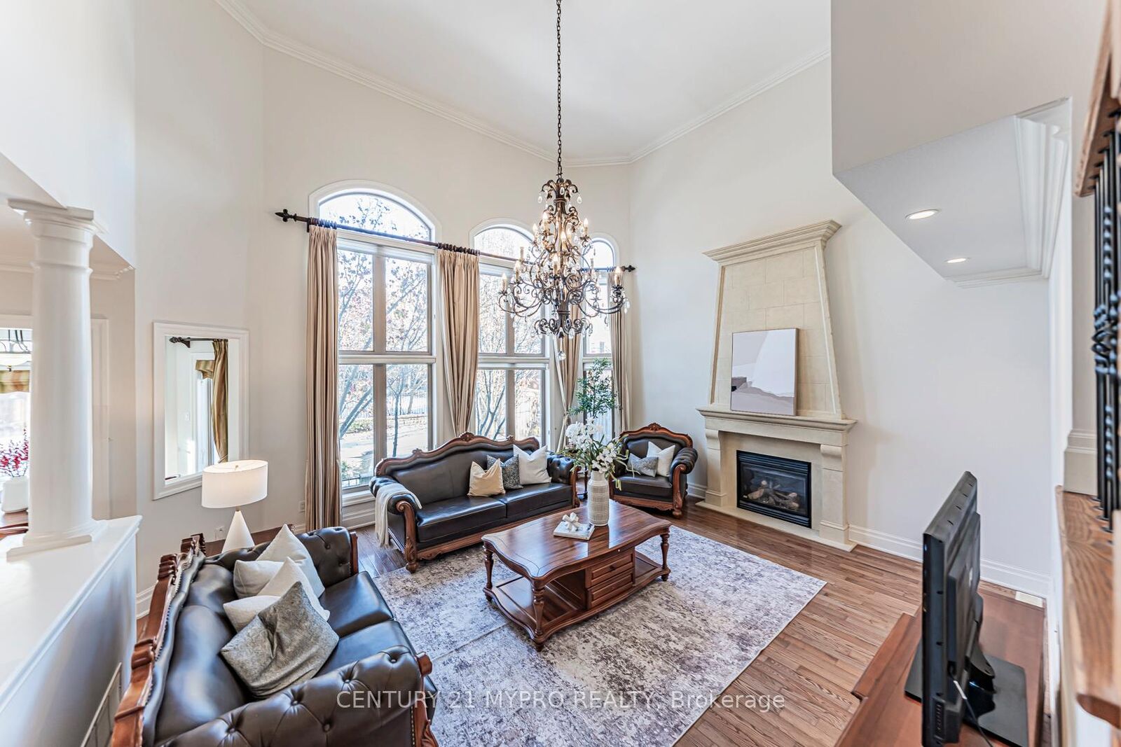 Property Photo:  1033 Kestell Boulevard  ON L6H 7L7 