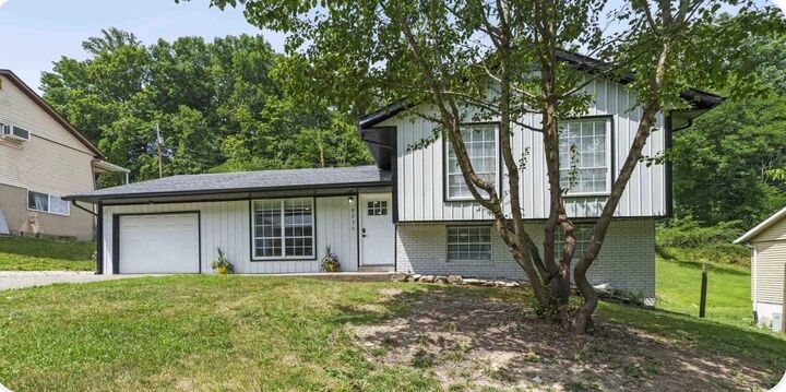 Property Photo:  8236 Carla Dr  KY 41102 