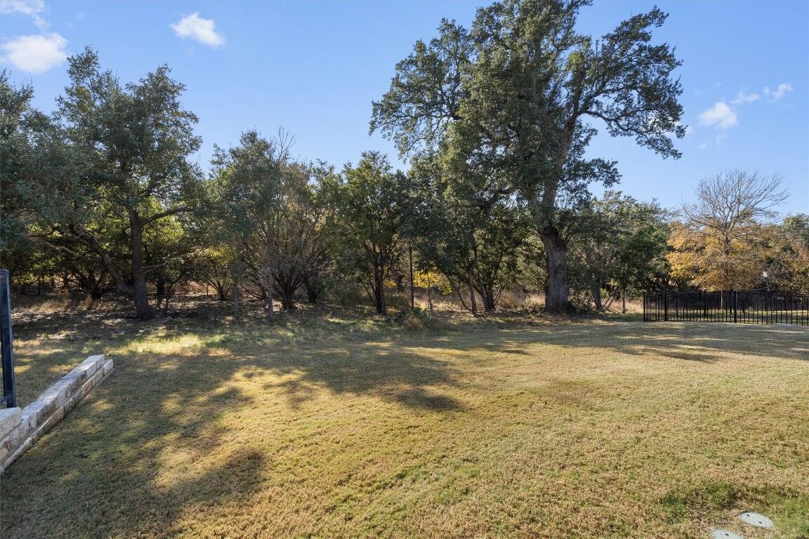 Property Photo:  307 Kickapoo Creek Lane  TX 78633 