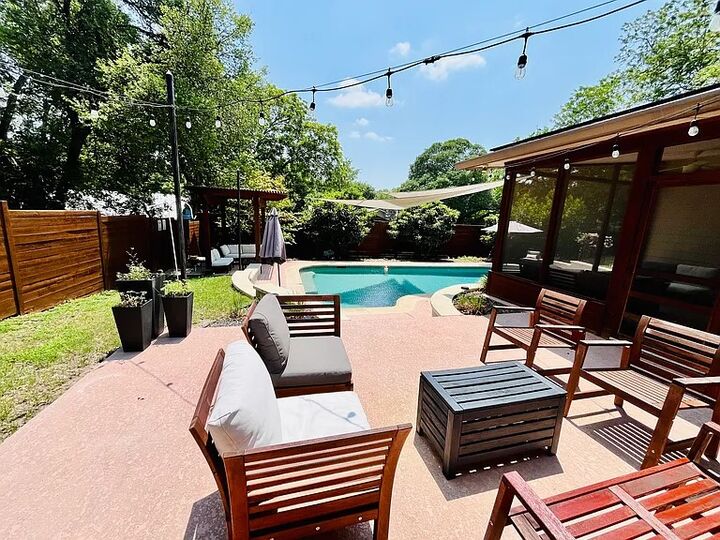 Property Photo:  2305 Comburg Castle Way  TX 78748 