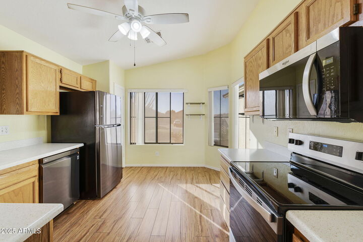 Property Photo: 8824 E Fairbrook Street AZ 85207