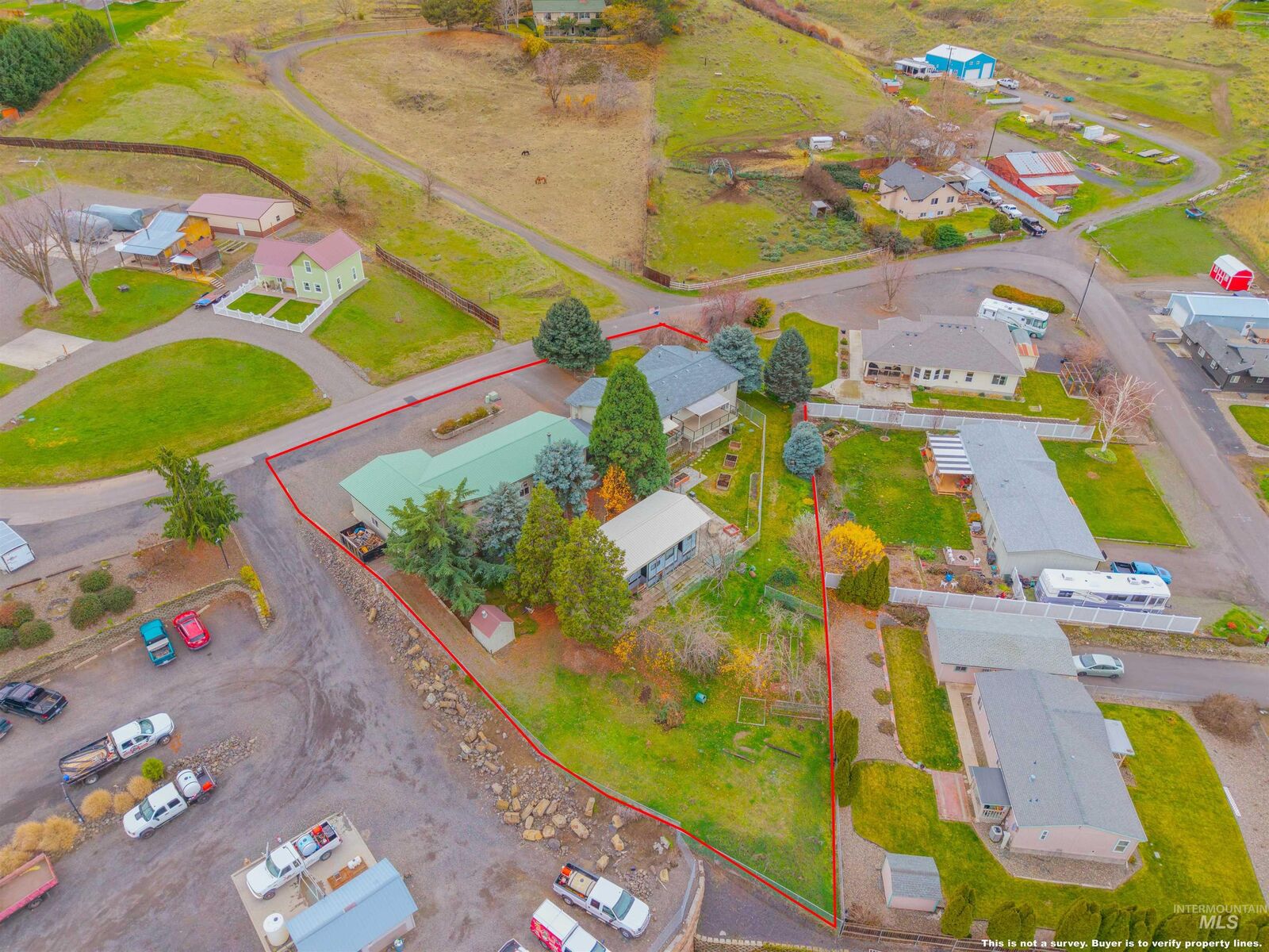 Property Photo:  1373 Toby Ln  WA 99403 