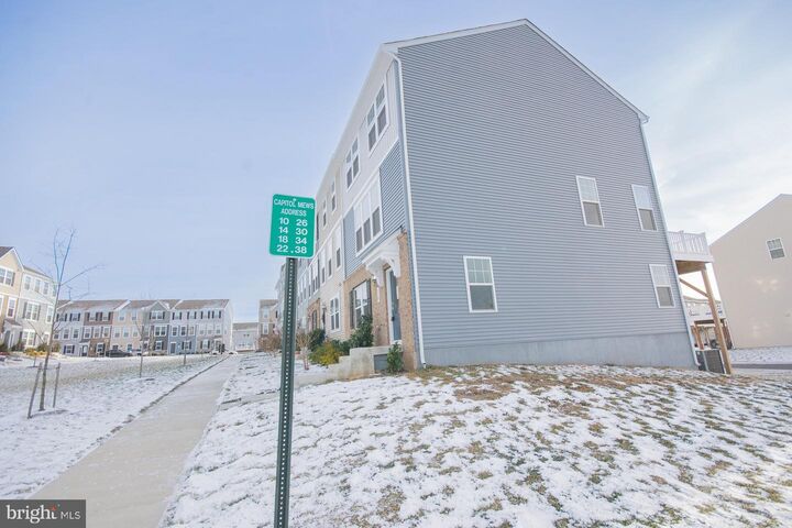 Property Photo: 10 Capitol Mews WV 25438