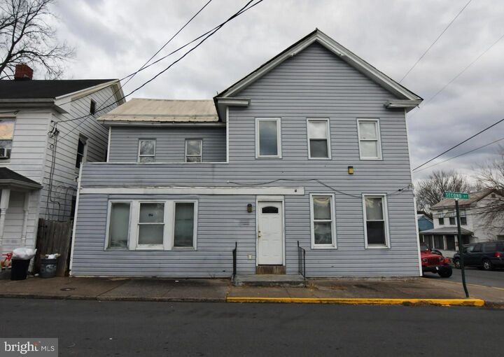 Property Photo: 601 Second Street WV 25404
