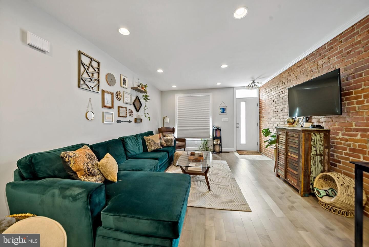 Property Photo: 1225 Tree Street PA 19148