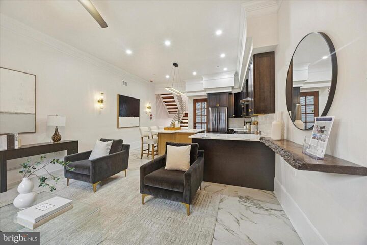 Property Photo: 1300 S 6th Street PA 19147