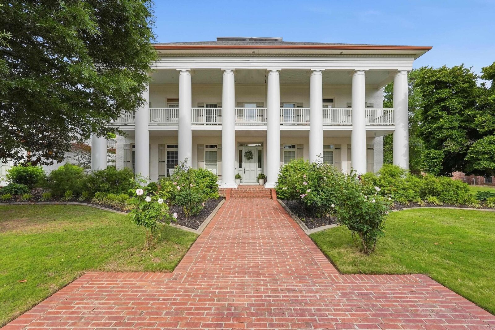 Property Photo: 440 Savannah Park Circle AR 72034
