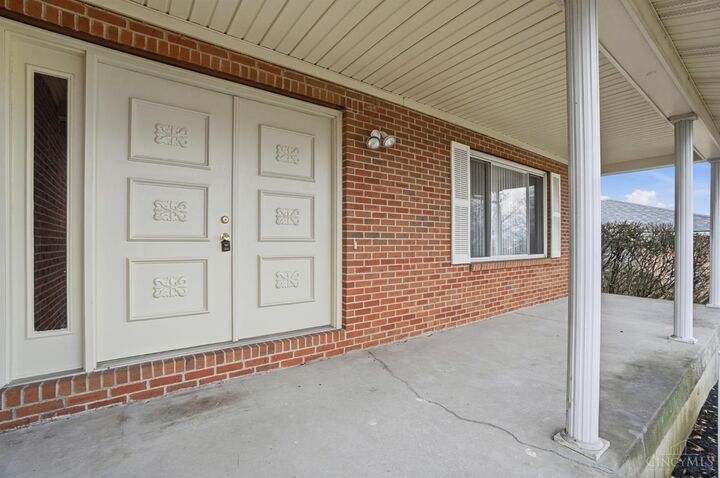 Property Photo: 4430 Stratford Drive OH 45042