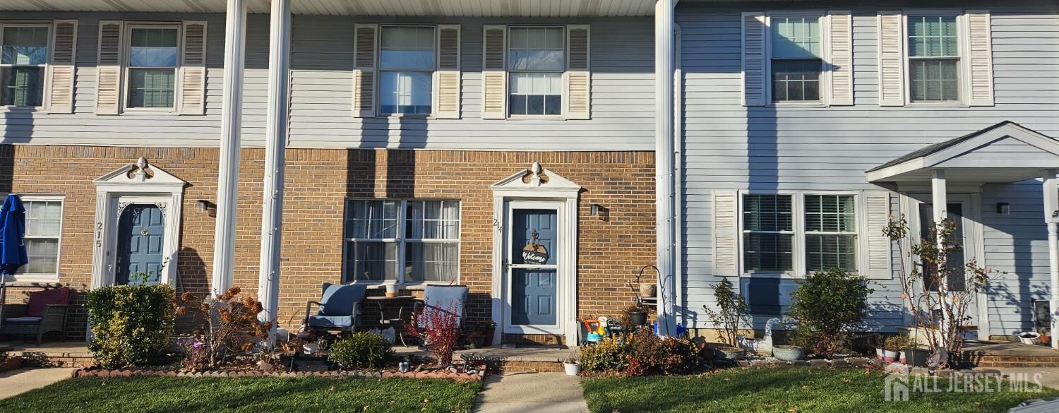 Property Photo: 214 Gambocz Court NJ 08852