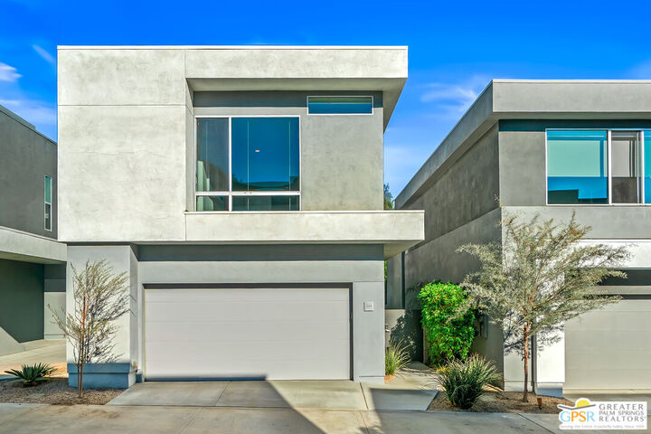 Property Photo: 332 Goleta Way CA 92264