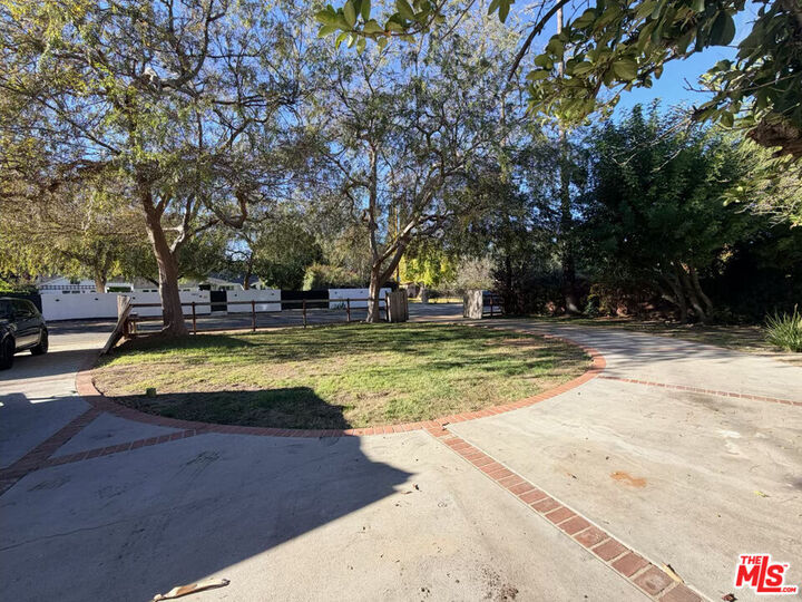 Property Photo:  5952 Lubao Ave  CA 91367 