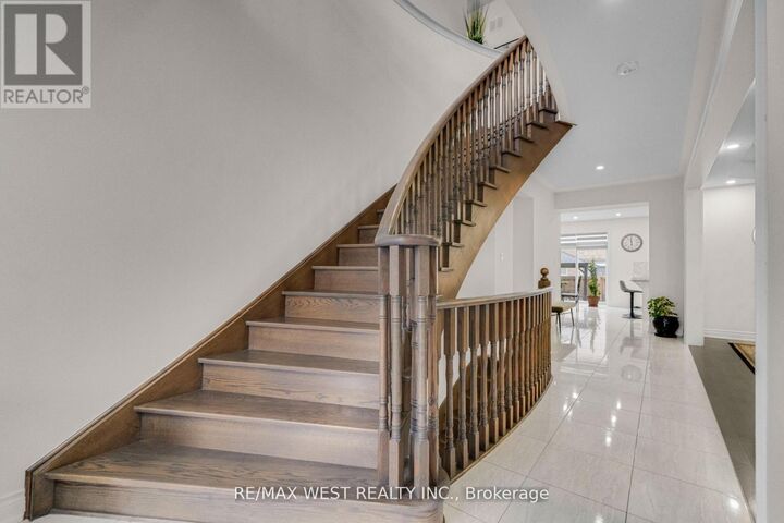 Property Photo: 5 Aries Street ON L6Y 5Z2