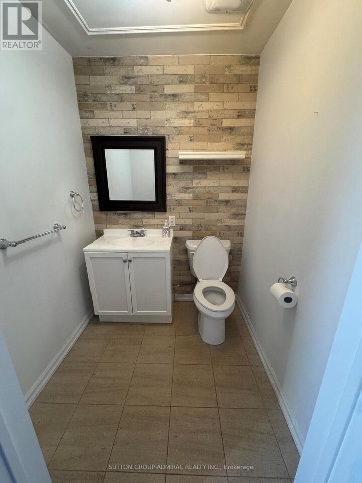 Property Photo:  12 Caines Avenue Main Flr  ON M2M 1G2 