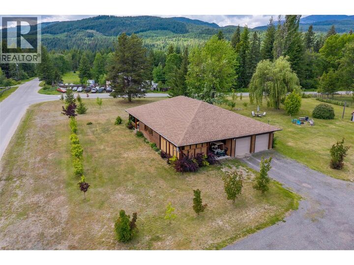 Property Photo: 337 Sunshine Valley Road BC V0E 1N2
