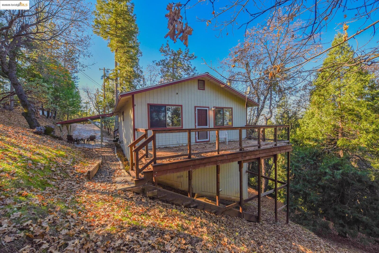 Property Photo: 16460 Caddo Cir CA 95370