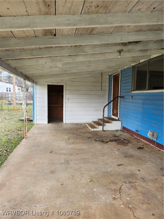 Property Photo:  405 Carter Street  OK 74953 