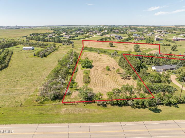 Property Photo:  6800 Centennial Rd  ND 58503 