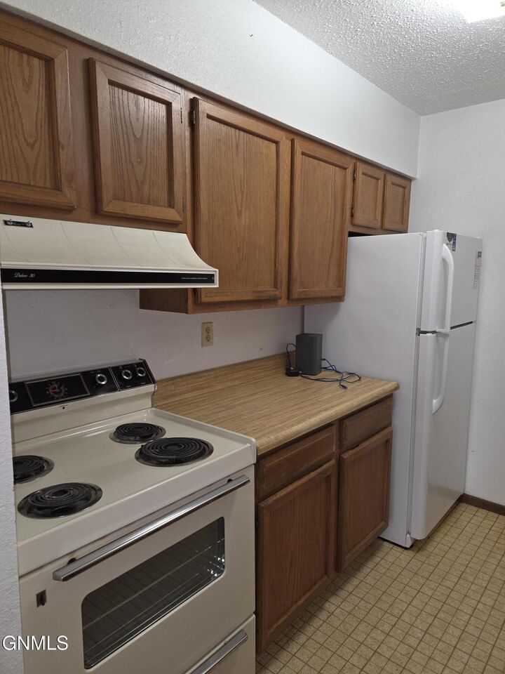 Property Photo:  220 Church Street  ND 58535 