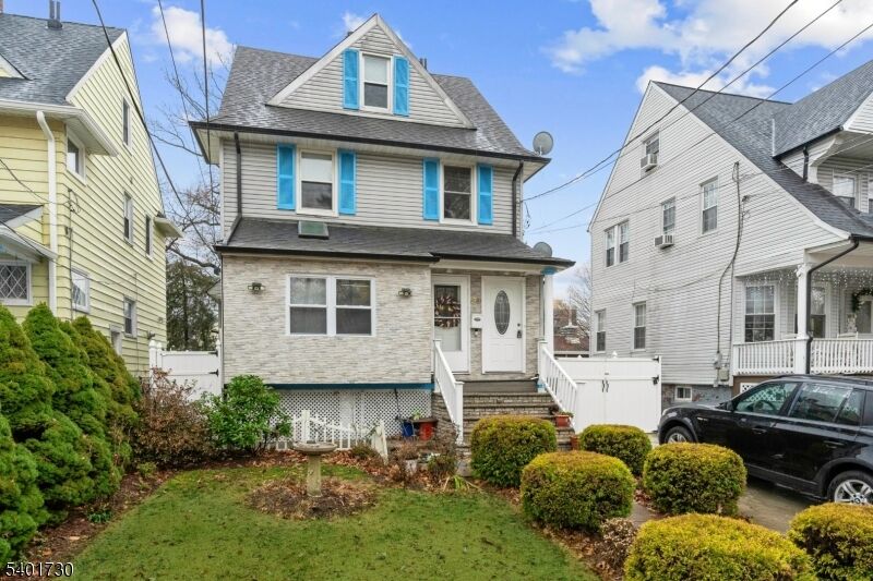 Property Photo: 53 Poplar Ave 2 NJ 07601
