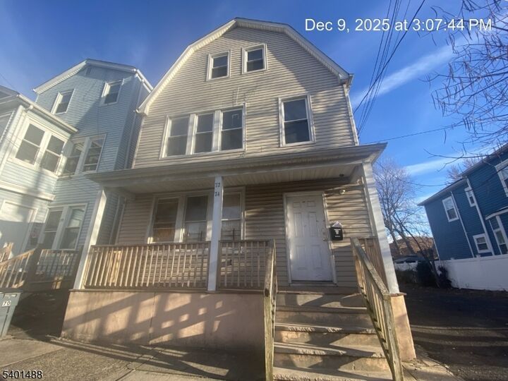 Property Photo:  72 Willoughby St 2  NJ 07112 