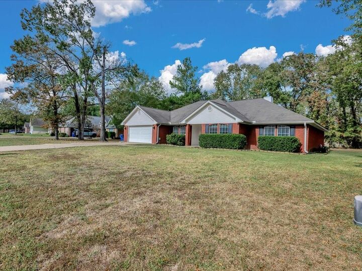 Property Photo:  286 Hunters Glen Drive  TX 75904 
