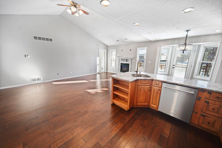 Property Photo:  306 Hubbell Street  IA 50243 