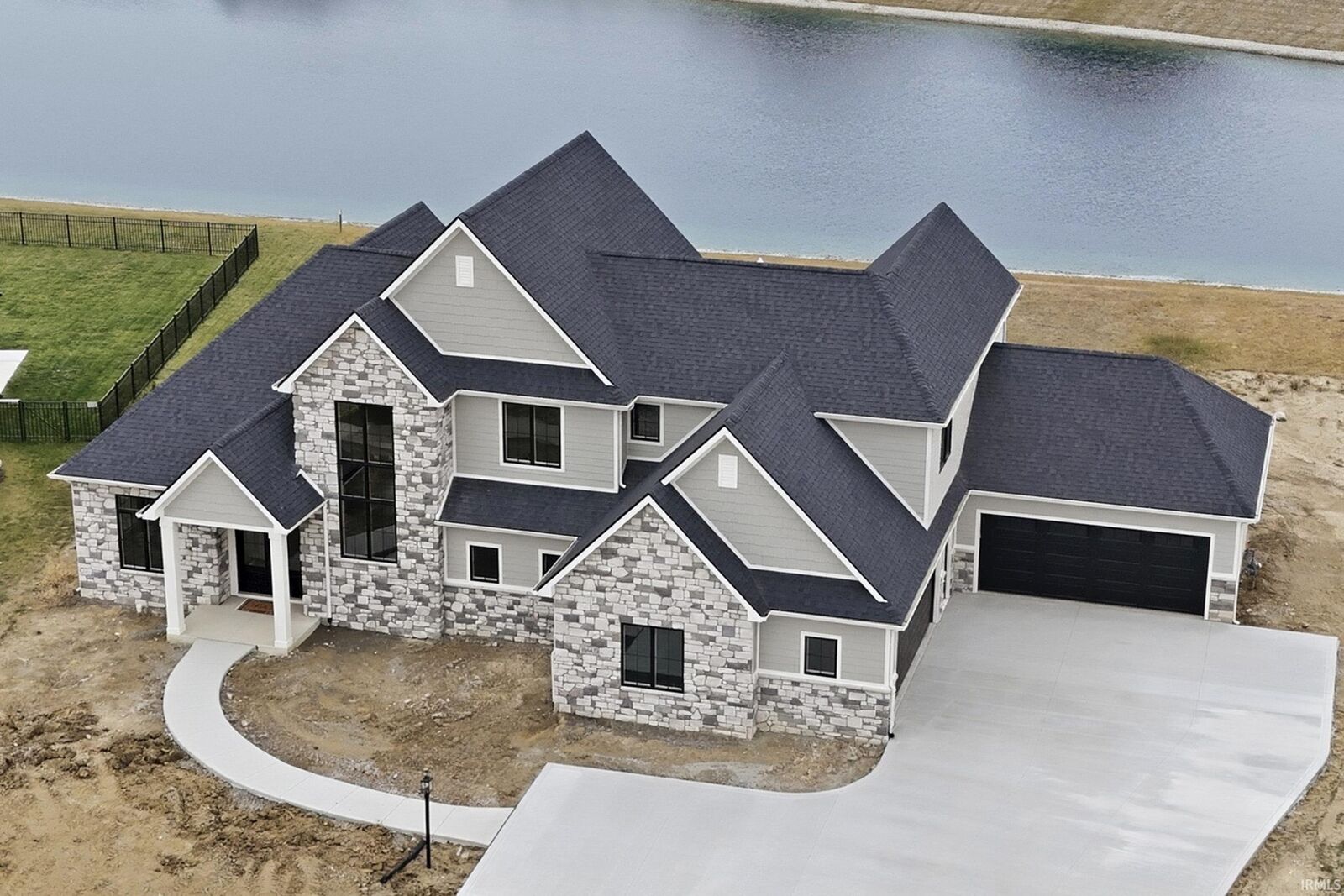 Property Photo: 10642 Chestnut Creek Boulevard IN 46814-0083