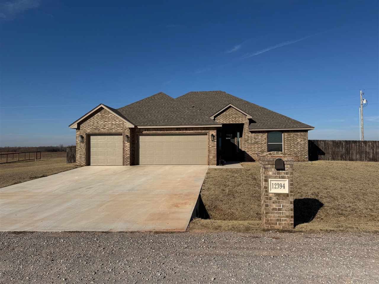 Property Photo: 12394 NE Stone Ridge OK 73541