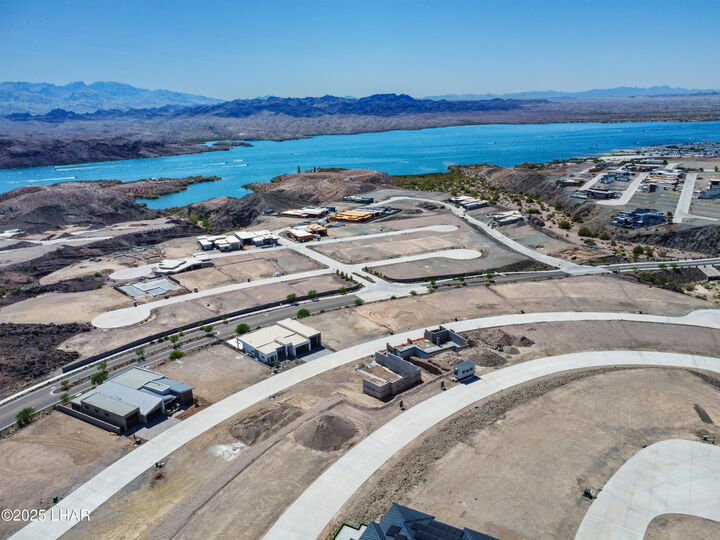 Property Photo:  2408 Desert Rdg Ct W  AZ 86406 