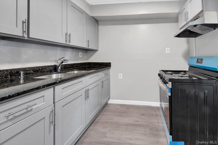 Property Photo: 437 Torry Avenue 2 NY 10473