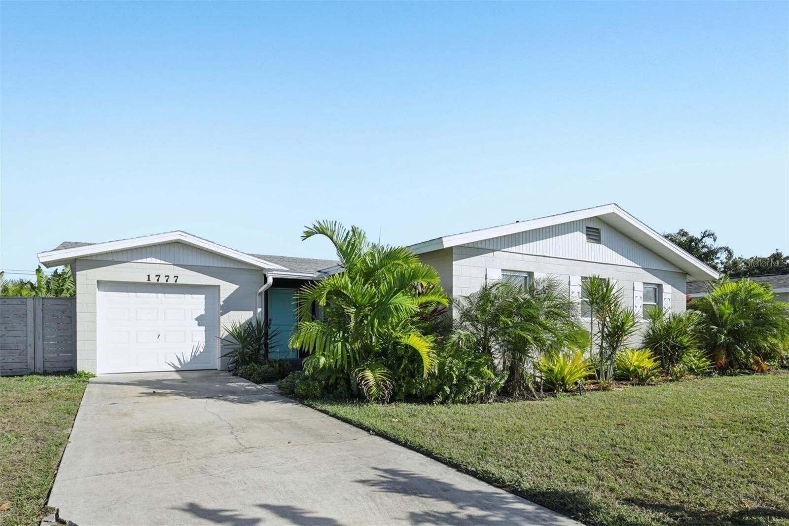 Property Photo:  1777 Croton Drive  FL 34293 