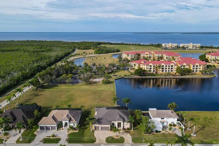 Property Photo:  185 Colony Point Dr.  FL 33950 