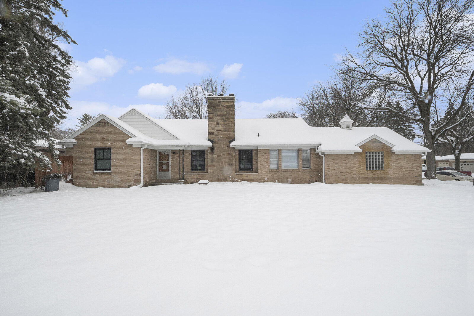 Property Photo: 3041 Burton Street SE MI 49546