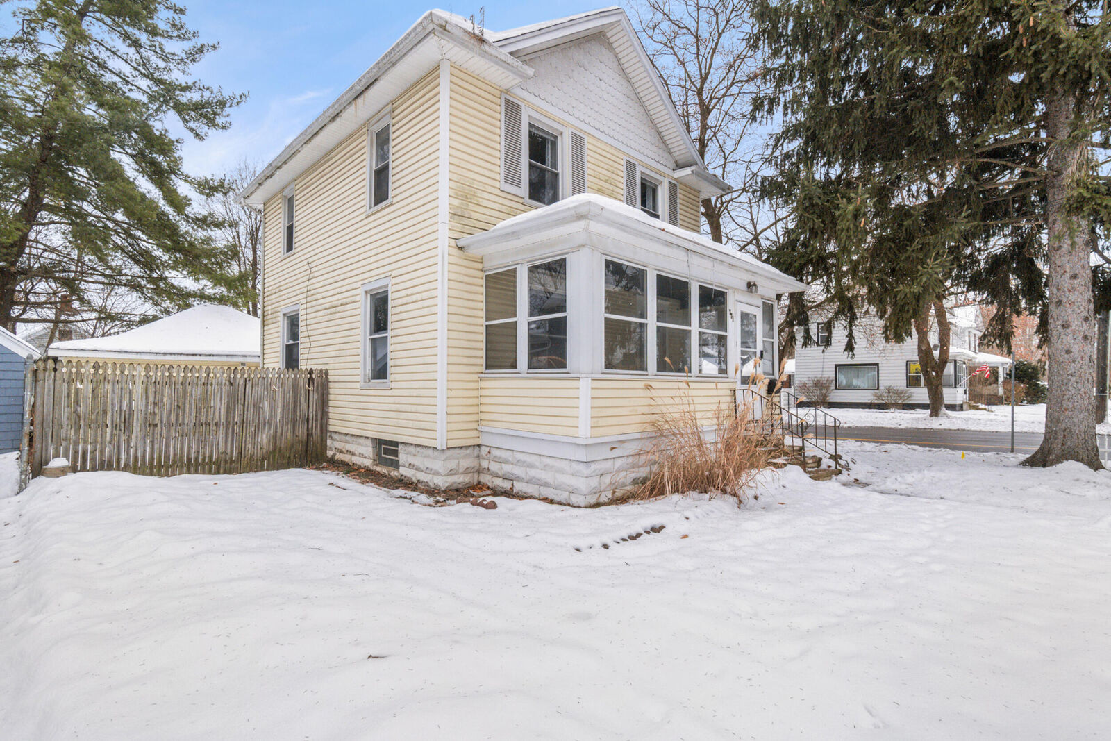 Property Photo:  771 Randolph Street  MI 49203 