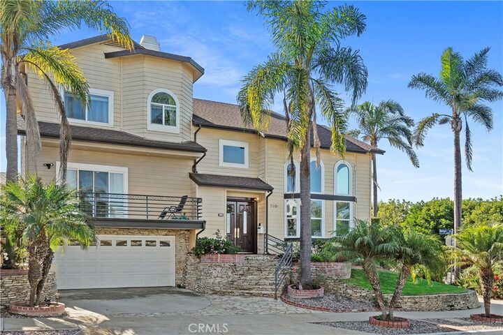 Property Photo: 7901 Berger Avenue CA 90293