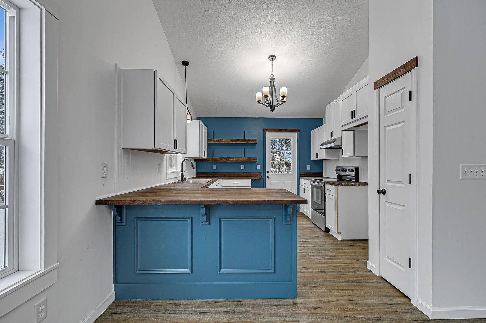 Property Photo:  1202 Blossom Boulevard NW  MN 55040 