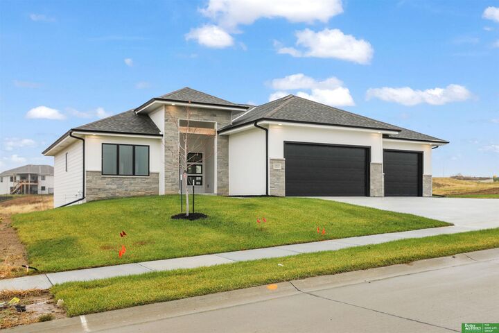 Property Photo: 10023 Prospect Street NE 68046