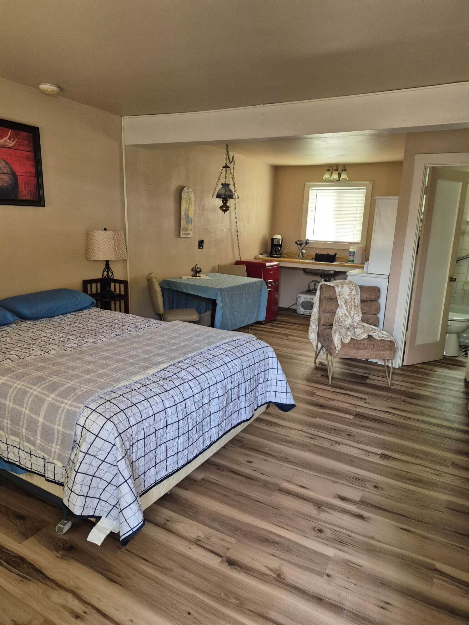 Property Photo: 755 S Canyon Boulevard OR 97845